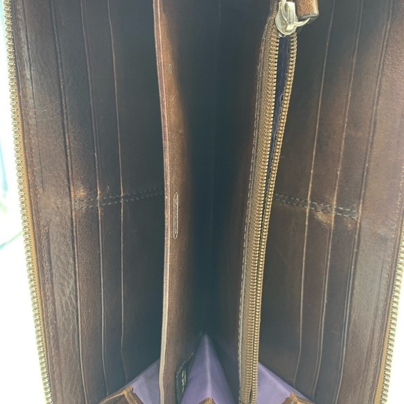 Coach tan and brown leather zip around wallet - Picture 10 of 16